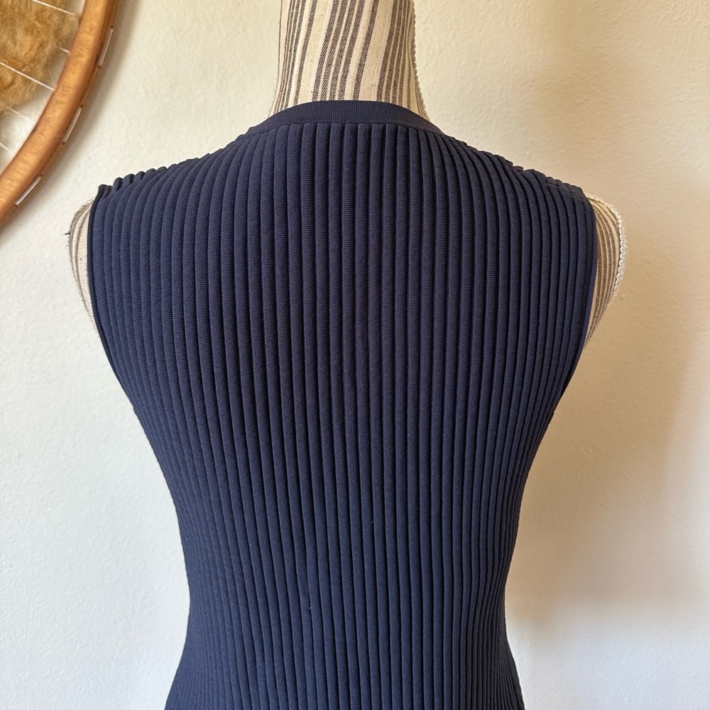 Theory Navy Ribbed Tank Ruff Bottom Woman's M - Picture 8 of 10